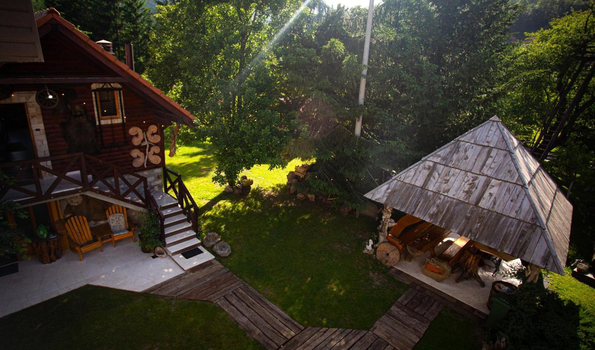 Apartment Ethno Village Stitarica Mojkovac